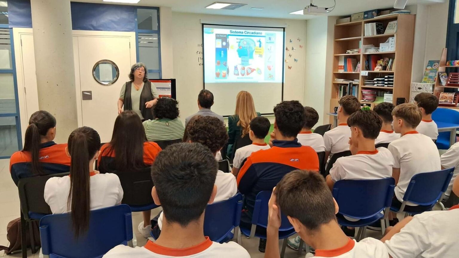 Gomarco y la UMU impulsan una iniciativa pionera en España para educar a jóvenes sobre el sueño